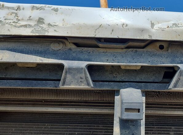 1GB2YLE71NF282716 2022 CHEVROLET SILVERADO  Вид подкапотного пространства