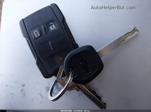 1GCGTBEN0N1129864 2022 CHEVROLET COLORADO Белый Вид панели приборов