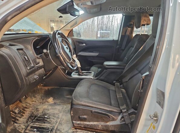 1GCHSCEAXN1247981 2022 CHEVROLET COLORADO Белый Вид салона спереди