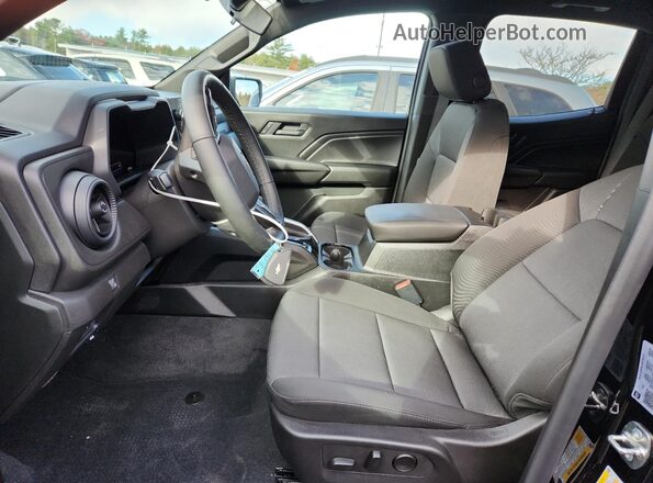 1GCPTBEK2T1131862 2026 CHEVROLET COLORADO Черный Вид салона спереди