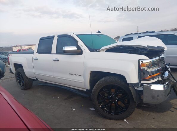 1GCUKREC2JF152587 2018 CHEVROLET SILVERADO Белый Вид задней части салона