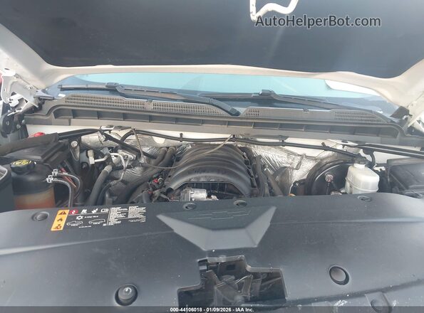 1GCUKREC2JF152587 2018 CHEVROLET SILVERADO Белый Вид сзади