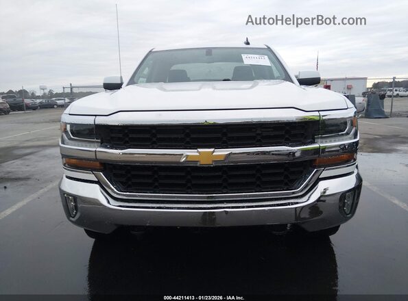 1GCVKRECXJZ231699 2018 CHEVROLET SILVERADO White Vista del cuadro de instrumentos