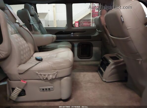 1GCWGAF79S1101129 2025 CHEVROLET EXPRESS White Vista de la etiqueta del VIN