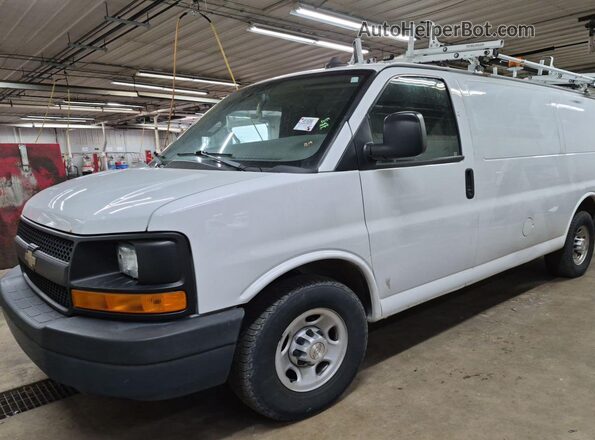 1GCWGAFF8G1149185 2016 CHEVROLET EXPRESS White Vista interior trasera