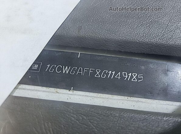 1GCWGAFF8G1149185 2016 CHEVROLET EXPRESS Белый 