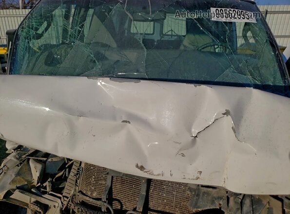 1GCWGAFGXG1256473 2016 CHEVROLET EXPRESS Белый Вид подкапотного пространства