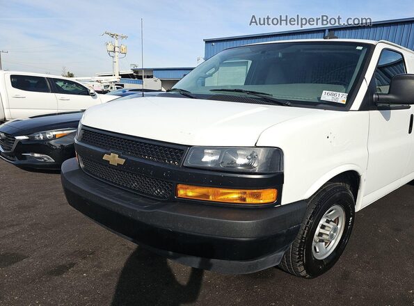 1GCWGAFP2N1225005 2022 CHEVROLET EXPRESS  Vista interior delantera