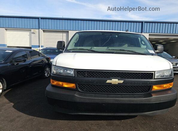 1GCWGAFP2N1225005 2022 CHEVROLET EXPRESS  Vista de los asientos traseros