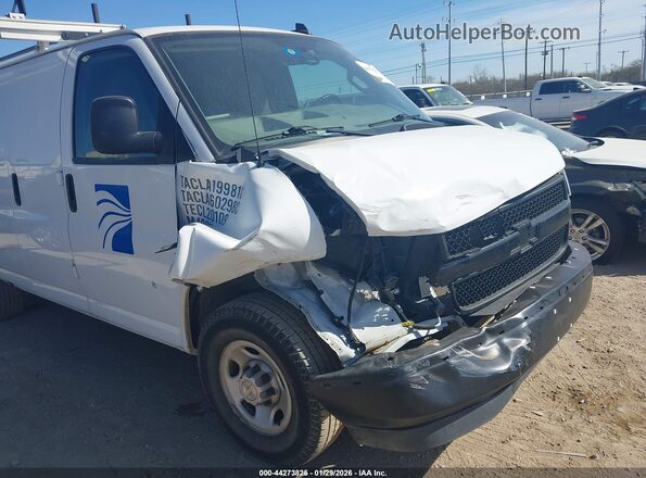 1GCWGAFP6P1230811 2023 CHEVROLET EXPRESS Белый Вид спереди