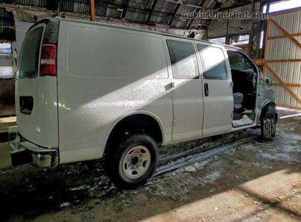 1GCWGAFP6R1138987 2024 CHEVROLET EXPRESS Белый Задняя правая четверть