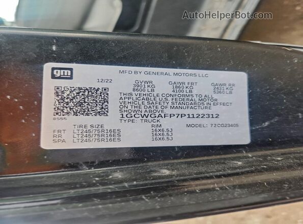 1GCWGAFP7P1122312 2023 CHEVROLET EXPRESS Black Vista del compartimento del motor