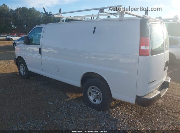 1GCWGAFP8N1139097 2022 CHEVROLET EXPRESS White Tył lewy