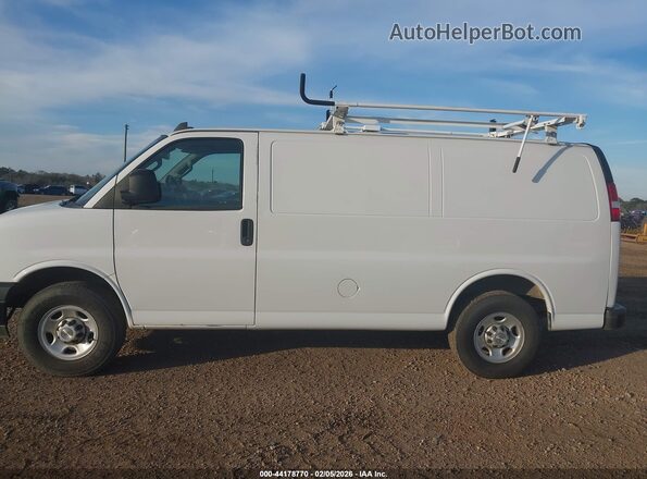 1GCWGAFP8N1139097 2022 CHEVROLET EXPRESS White 