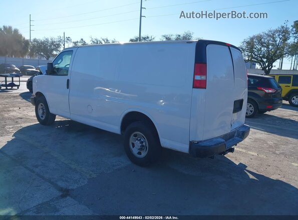 1GCWGAFP9K1194301 2019 CHEVROLET EXPRESS White Tył lewy
