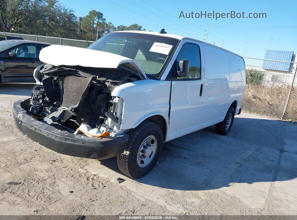1GCWGAFP9K1194301 2019 CHEVROLET EXPRESS White Przód lewy