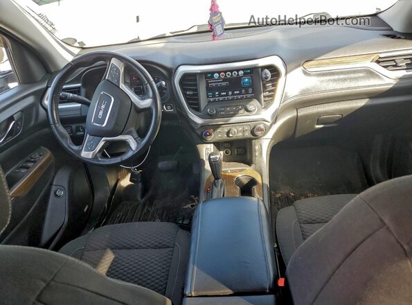 1GKKNSLS5JZ115522 2018 GMC ACADIA Серебряный Вид панели приборов