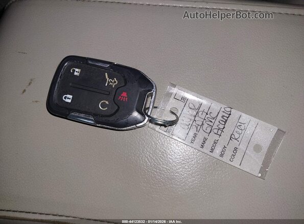 1GKKNXLS3HZ282131 2017 GMC ACADIA Red Widok deski rozdzielczej