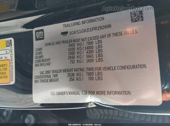 1GKS1GKD1PR292606 2023 GMC YUKON Черный Вид подкапотного пространства