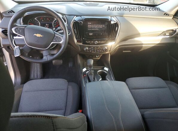 1GNERGKW0MJ253557 2021 CHEVROLET TRAVERSE Серебряный Вид панели приборов