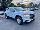 2021 Chevrolet Traverse Lt White vin: 1GNERGKWXMJ233252