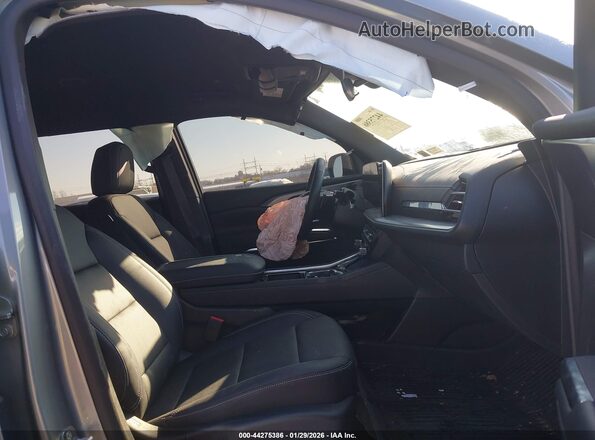 1GNEVGRS8SJ279710 2025 CHEVROLET TRAVERSE Синий Вид салона спереди