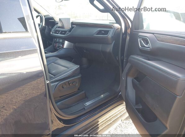 1GNSCFKD7PR190167 2023 CHEVROLET SUBURBAN Черный Вид салона спереди