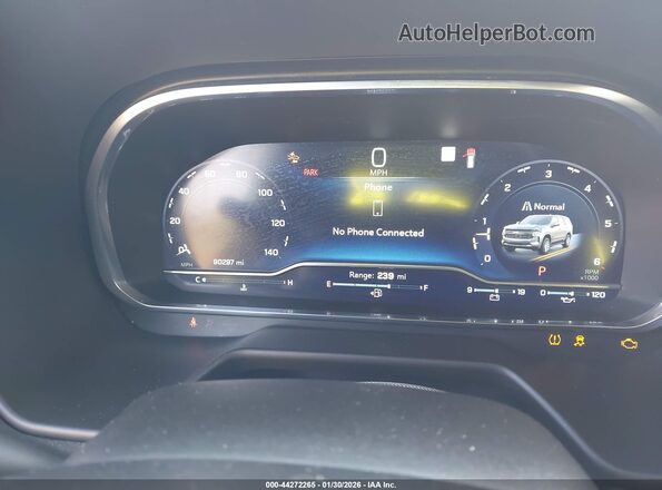 1GNSCFKD7PR190167 2023 CHEVROLET SUBURBAN Черный Вид задних сидений