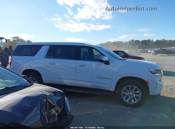 1GNSKFKD8PR391806 2023 CHEVROLET SUBURBAN White Widok wnętrza z tyłu
