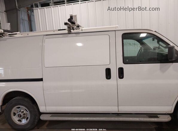 1GTW7AF70M1219850 2021 GMC SAVANA CARGO White Widok wnętrza 360 stopni