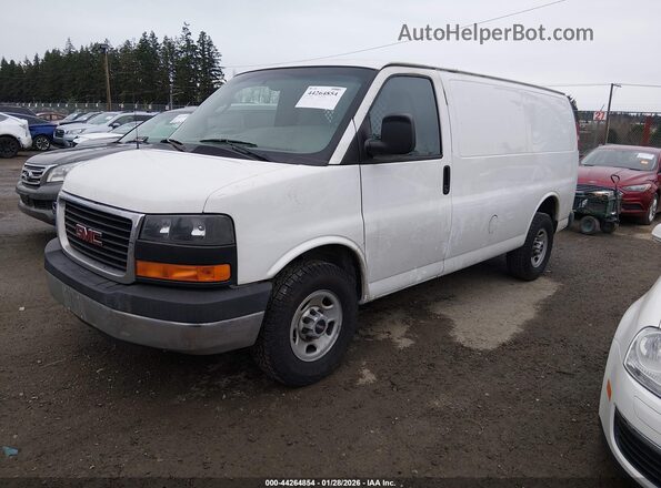 1GTW7AFF2G1276286 2016 GMC SAVANA 2500 Белый Передняя левая четверть