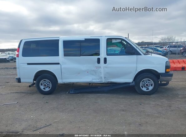 1GTW7AFP1P1160540 2023 GMC SAVANA CARGO White Вид задньої частини салону