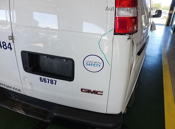 1GTW7AFP2P1141981 2023 GMC SAVANA CARGO  Առջևի վահանակի տեսք