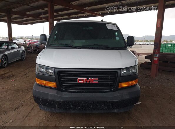 1GTW7AFP3P1107533 2023 GMC SAVANA CARGO Белый Вид спереди