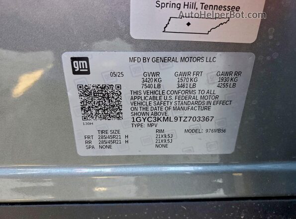 1GYC3KML9TZ703367 2026 CADILLAC VISTIQ Silver VIN կոդի պիտակի տեսք