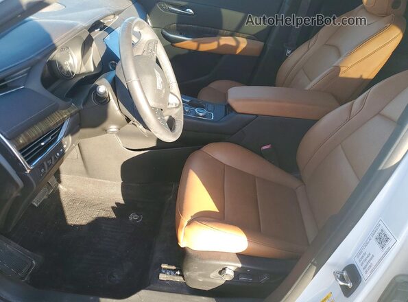1GYFZCR48KF206877 2019 CADILLAC XT4 White Widok deski rozdzielczej