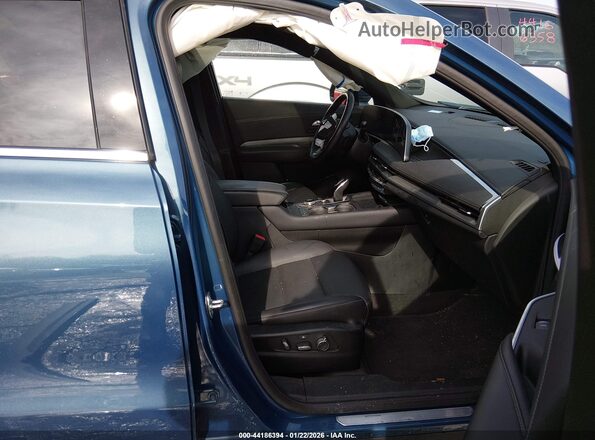 1GYFZDR41RF246721 2024 CADILLAC XT4 Синий Вид салона спереди