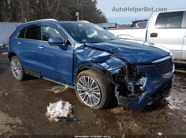 1GYFZDR41RF246721 2024 CADILLAC XT4 Синий Передняя правая четверть