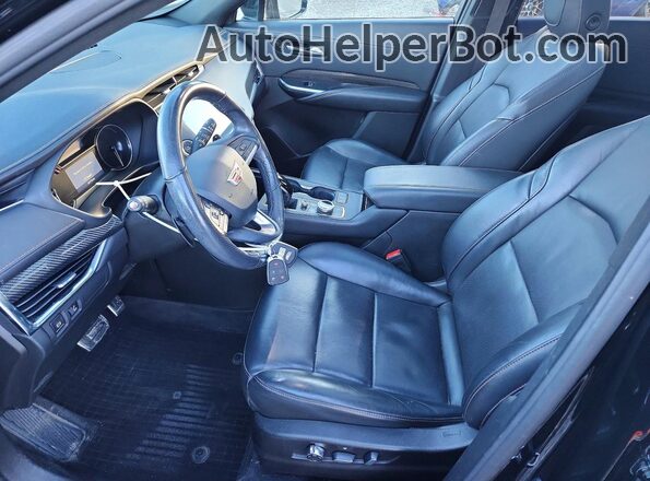 1GYFZFR47MF009347 2021 CADILLAC XT4 Черный Вид салона спереди