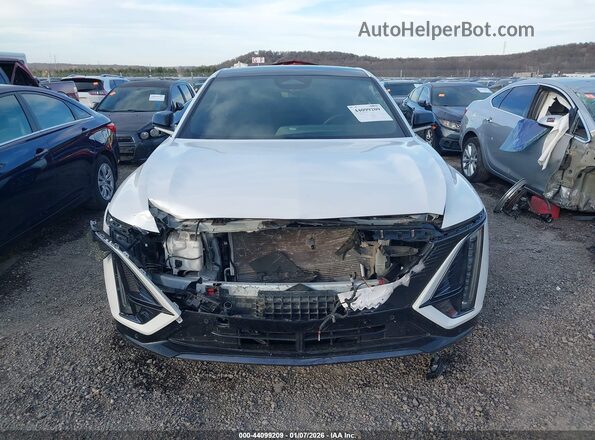 1GYKPWRL7RZ121406 2024 CADILLAC OTHER Белый Вид задней части салона