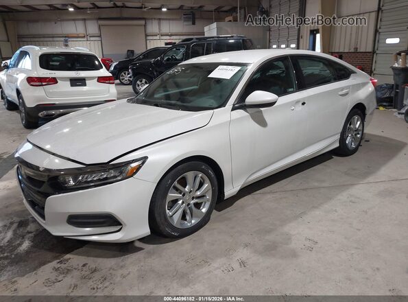 1HGCV1F37KA172675 2019 HONDA ACCORD Белый Вид спереди