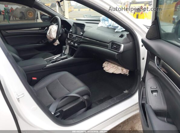 1HGCV1F3XNA031975 2022 HONDA ACCORD White Widok wnętrza z przodu