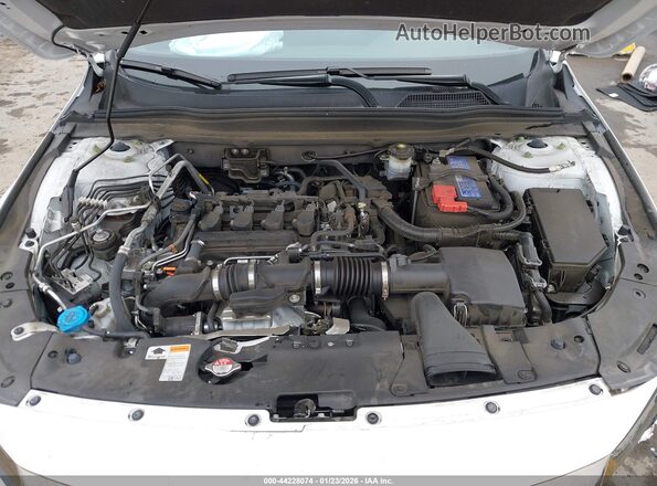 1HGCV1F3XNA031975 2022 HONDA ACCORD White Widok z tyłu