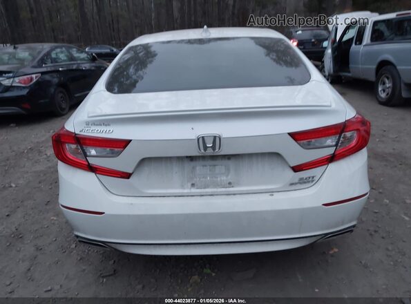 1HGCV2F30JA032357 2018 HONDA ACCORD White 