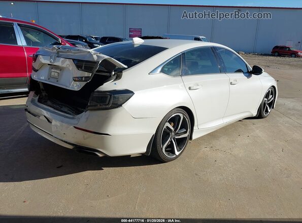 1HGCV2F33JA045975 2018 HONDA ACCORD Белый Задняя правая четверть