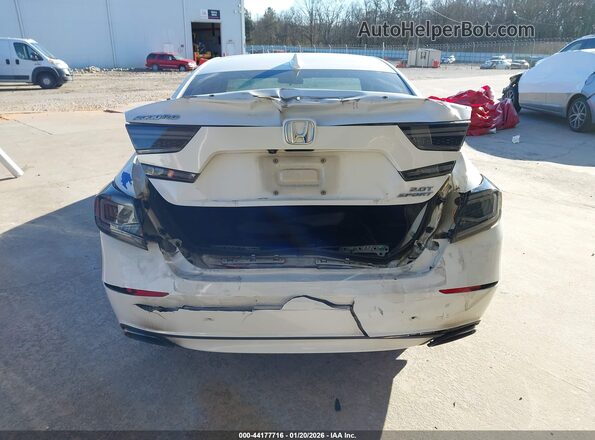 1HGCV2F33JA045975 2018 HONDA ACCORD Белый 