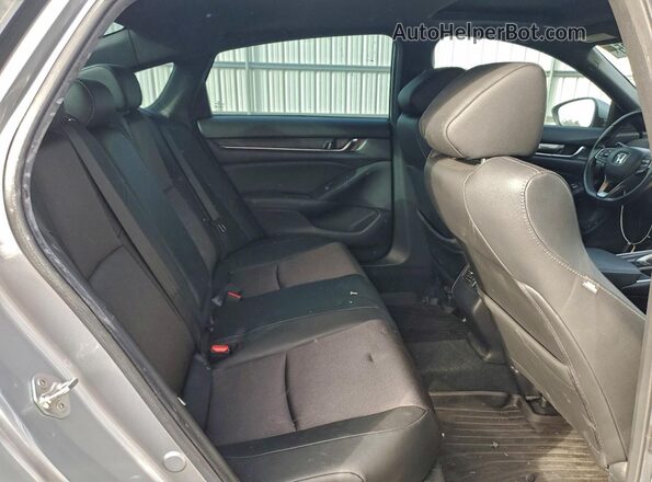 1HGCV2F34KA019175 2019 HONDA ACCORD Серебряный Вид задних сидений