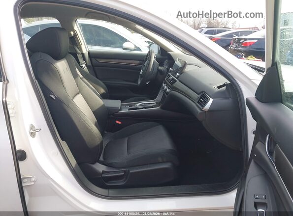 1HGCV3F1XKA003759 2019 HONDA ACCORD HYBRID White Vista interior delantera