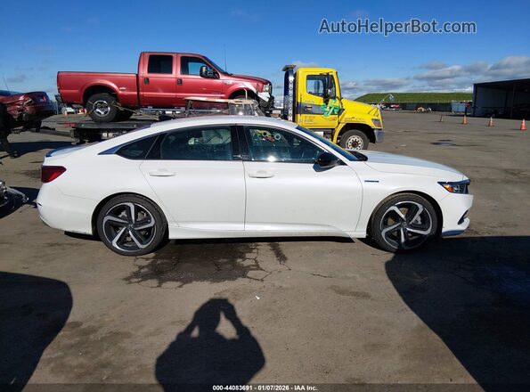 1HGCV3F23NA034462 2022 HONDA ACCORD HYBRID Белый Вид задней части салона