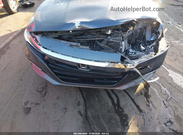 1HGCV3F42JA000654 2018 HONDA ACCORD HYBRID Серый Вид спереди